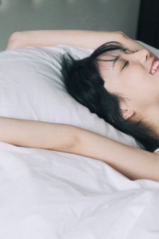 电影《献身》黎姿